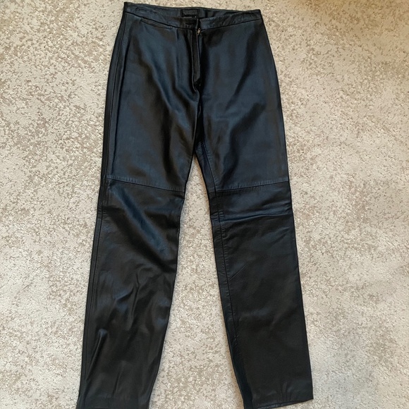 BCBG Max Azria Black Leather Pants Size 2 New w/o tags - Picture 1 of 13